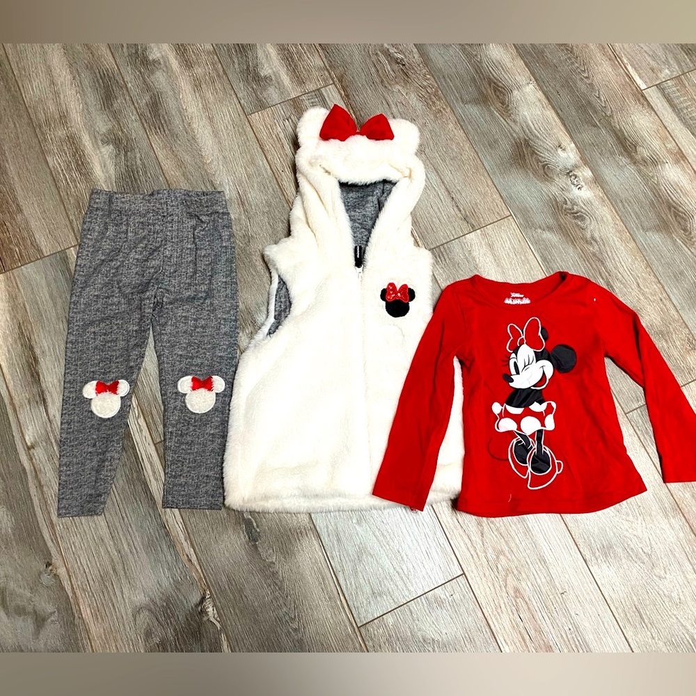Disney Junior’s Minnie Fur Outfit